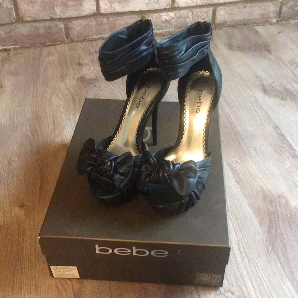 Bebe Luella bow heel sandals